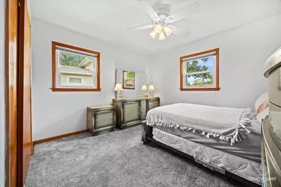 304 Crestwood Drive, Roselle, IL 60172 - Photo 13