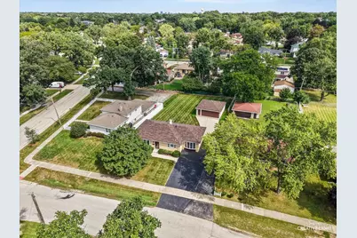 304 Crestwood Drive, Roselle, IL 60172 - Photo 31