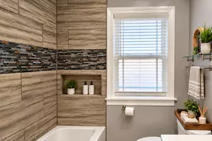 2903 N 75th Ct, Elmwood Park, IL 60707 - Photo 11