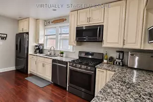 2903 N 75th Ct, Elmwood Park, IL 60707 - Photo 17