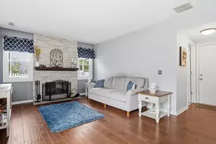 356 Wildwood Dr, North Aurora, IL 60542 - Photo 25