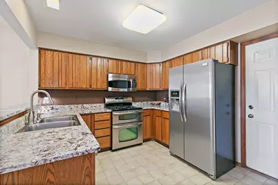 232 Sedgewick Circle, Saint Charles, IL 60174 - Photo 11