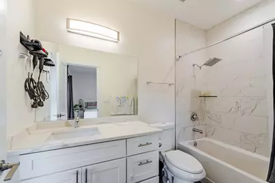 3239 S Stewart Avenue, Chicago, IL 60616 - Photo 21