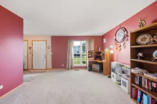 3607 Hoffman St, Plano, IL 60545 - Photo 5