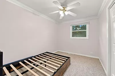 145 Shawnee Drive, Carol Stream, IL 60188 - Photo 19