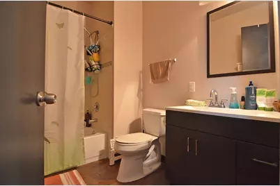 228 W Main Street, Ottawa, IL 61350 - Photo 23