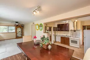 33827 N Oak St, Grayslake, IL 60030 - Photo 17