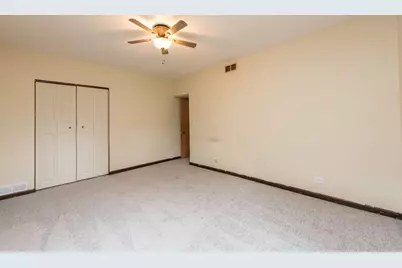 33827 N Oak Street, Grayslake, IL 60030 - Photo 23