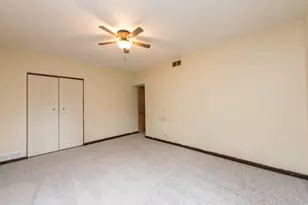 33827 N Oak St, Grayslake, IL 60030 - Photo 23