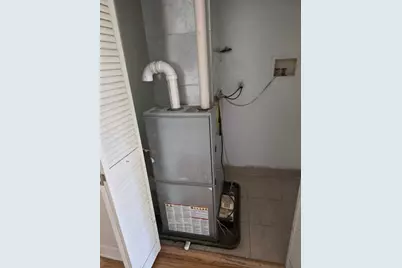 6418 N Albany Avenue #2E, Chicago, IL 60645 - Photo 11