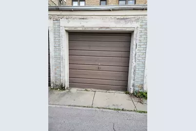 6418 N Albany Avenue #2E, Chicago, IL 60645 - Photo 13