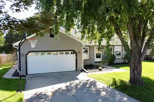 304 S Cross Trail, McHenry, IL 60050 - Photo 25