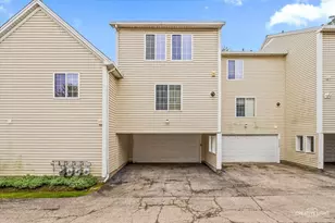 6292 Fremont Dr, Hanover Park, IL 60133 - Photo 17