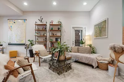 4842 N Damen Avenue #1, Chicago, IL 60625 - Photo 3