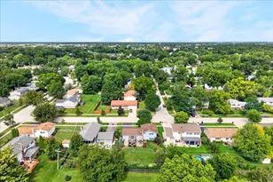121 W Suffield Dr, Arlington Heights, IL 60004 - Photo 41