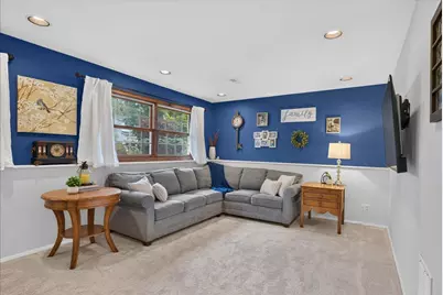 121 W Suffield Drive, Arlington Heights, IL 60004 - Photo 25