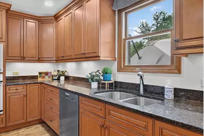 121 W Suffield Drive, Arlington Heights, IL 60004 - Photo 17
