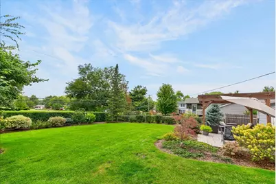 121 W Suffield Drive, Arlington Heights, IL 60004 - Photo 37