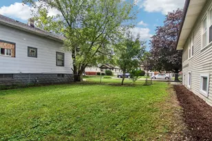 1601 S 20th Ave, Maywood, IL 60153 - Photo 9