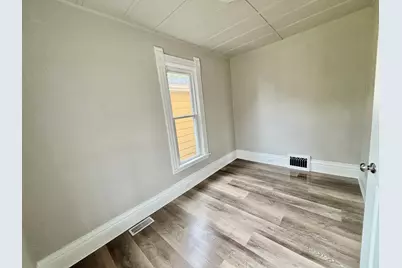 817 Chicago Street, Belvidere, IL 61008 - Photo 17