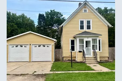 817 Chicago Street, Belvidere, IL 61008 - Photo 1