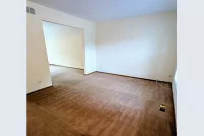 303 Fernwood Court, Westmont, IL 60559 - Photo 5