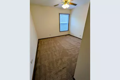 303 Fernwood Court, Westmont, IL 60559 - Photo 13