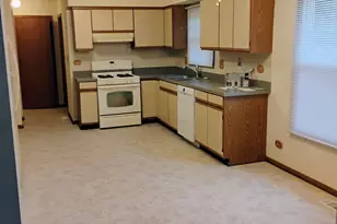 303 Fernwood Ct, Westmont, IL 60559 - Photo 11