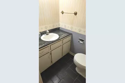 26W271 Parkway Drive, Winfield, IL 60190 - Photo 13
