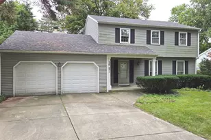 26W271 Parkway Dr, Winfield, IL 60190 - Photo 1