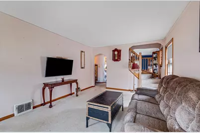 182 Martin Lane, Chicago Heights, IL 60411 - Photo 3