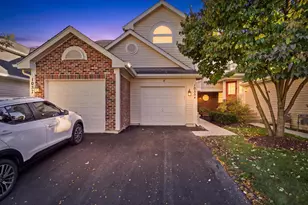 1055 Woodhill Ct, Elgin, IL 60120 - Photo 1