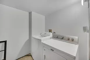 2643 N Il Route 178 Hwy, Utica, IL 61373 - Photo 25