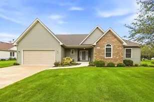 1213 Kramer Ln, Sandwich, IL 60548 - Photo 1