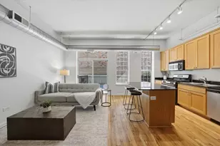 1919 S Michigan Ave, Chicago, IL 60616 - Photo 3