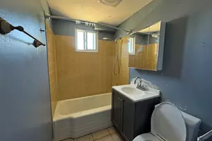 3240 Cuyler Ave, Berwyn, IL 60402 - Photo 9