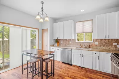 530 W Kristina Lane, Round Lake, IL 60073 - Photo 5