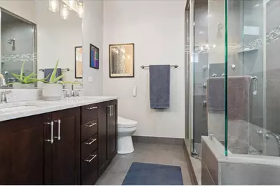 5647 N Clark Street #402, Chicago, IL 60660 - Photo 15