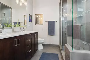 5647 N Clark St, Chicago, IL 60660 - Photo 15