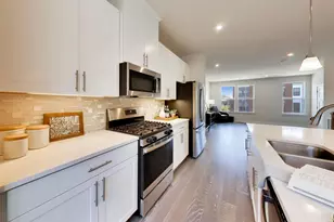 318 S Elm St, Mount Prospect, IL 60056 - Photo 13
