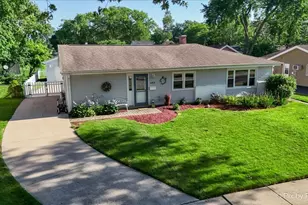 495 Glendale Ln, Hoffman Estates, IL 60169 - Photo 25