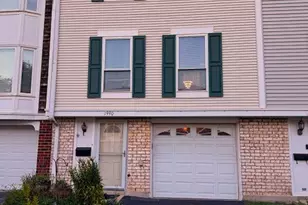 1990 Oxford Ln, Hoffman Estates, IL 60169 - Photo 1