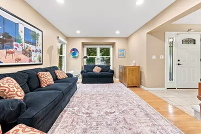 16 Copperwood Drive, Buffalo Grove, IL 60089 - Photo 5