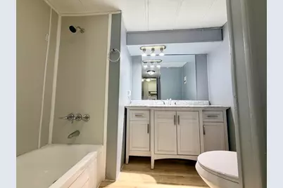 2993 Curtis Street #B10, Des Plaines, IL 60018 - Photo 5