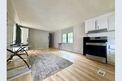 2993 Curtis Street #B10, Des Plaines, IL 60018 - Photo 3