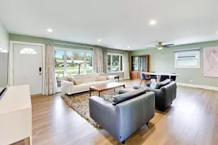 401 E Elk Grove Blvd, Elk Grove Village, IL 60007 - Photo 3