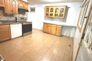 1305 Glenwood Rd, Bloomington, IL 61704 - Photo 15