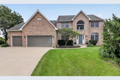 2121 Burnham Court, Algonquin, IL 60102 - Photo 1