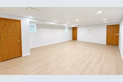 5203 W Carmen Avenue, Chicago, IL 60630 - Photo 23