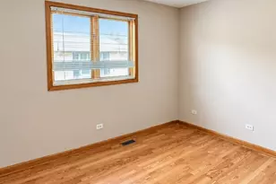 5203 W Carmen Ave, Chicago, IL 60630 - Photo 13